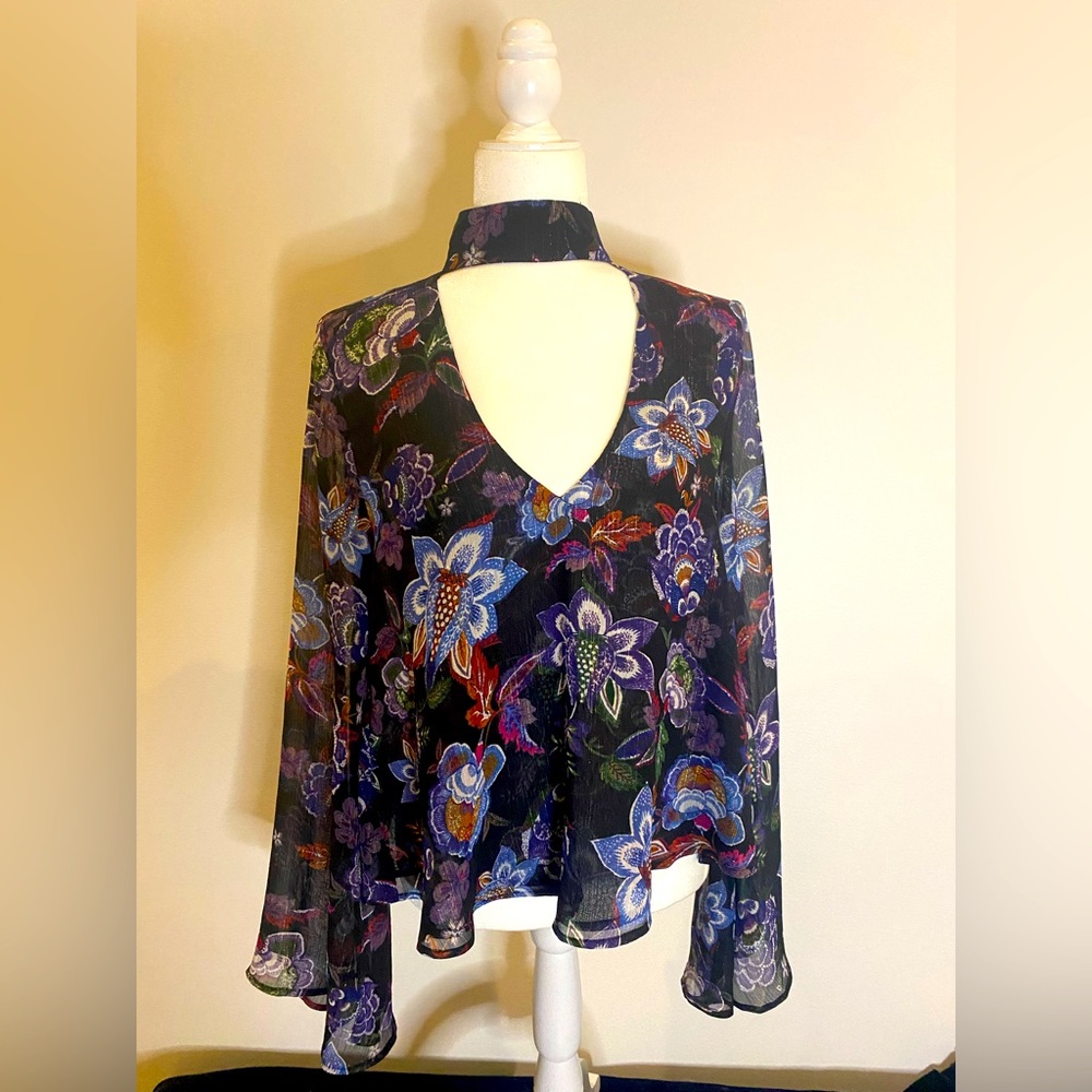 Show Me Your Mumu top